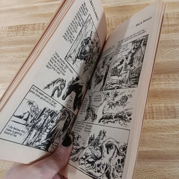 Black Beauty Anna Sewell 1984 B&W Pocket Classics Comic Paperback Vintage 80s - Picture 5 of 6